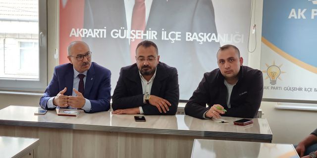Nevşehir'den AK Parti A. Adayı Özdemir bütün ilçeleri gezdi