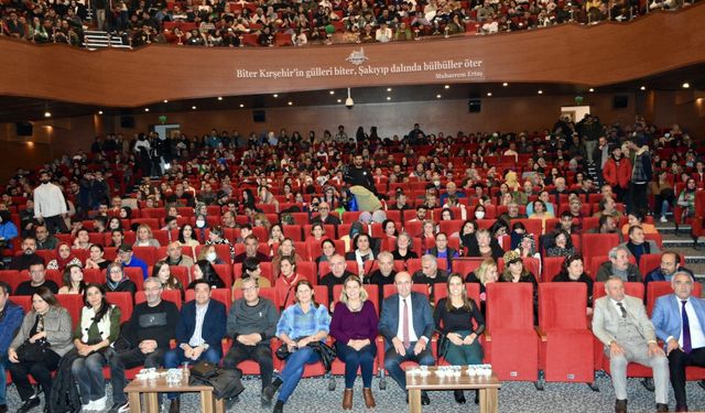 Kırşehirde bozlak ustası Muharrem Ertaş'ı anma konseri.