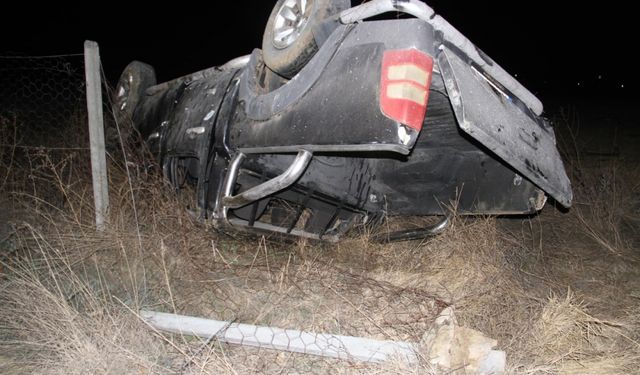 Konya'da kamyonetin devrildiği kazada 1 kişi öldü, 1 kişi yaralandı.
