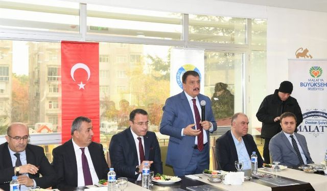 Malatya Büyükşehir, Hizmet-İş Şube temsilcileriyle toplandı