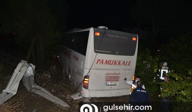 Manisa'da kamyonet ile yolcu otobüsü çarpıştı: 7 yaralı