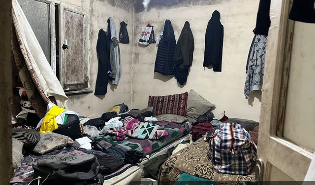 İstanbul'da koğuş sistemli düzensiz göçmen evleri
