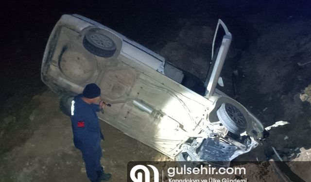 Sivas'ta otomobil devrildi, sürücü ağır yaralı