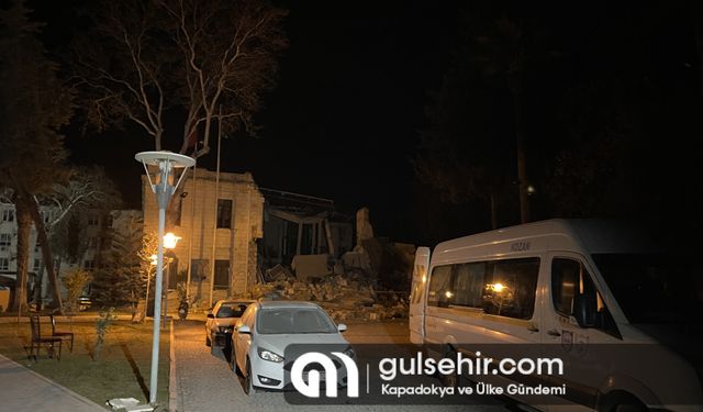 Hatay depremlerinde valilik binasının bir bölümü yıkıldı