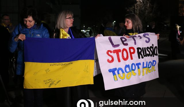 Kosova'da Ukrayna'ya destek yürüyüşü