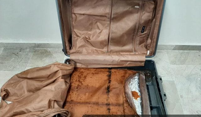 Sivas'ta valizden 4,5 kilogram esrar çıktı