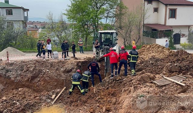 Kocaeli'de enkaz altında kalan inşaatçı kurtarıldı