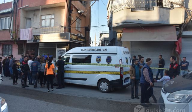 Adana'da iki aile arasında kavga çıktı! Baba ve oğlu öldü