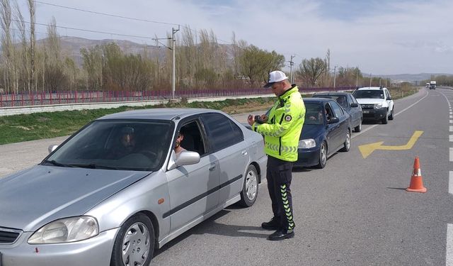 Sivas'ta bayram öncesi trafik denetimleri artırıldı