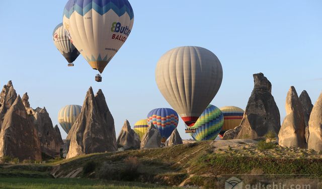 Kapadokya turistleri yeniden büyüledi