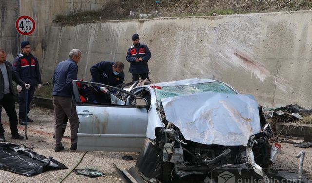 Çankırı'da feci kaza, otomobil devrildi 3 ölü