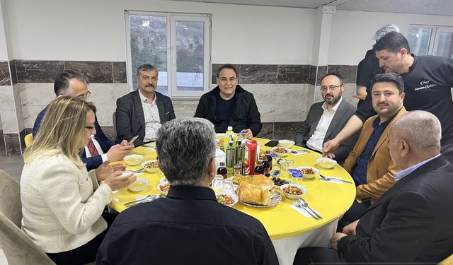 AK Parti Nevşehir Milletvekili Menekşe, iftar yaptı