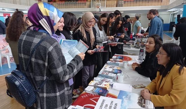 NEVÜ, Üniversite Tanıtım ve Tercih Fuarı'nda