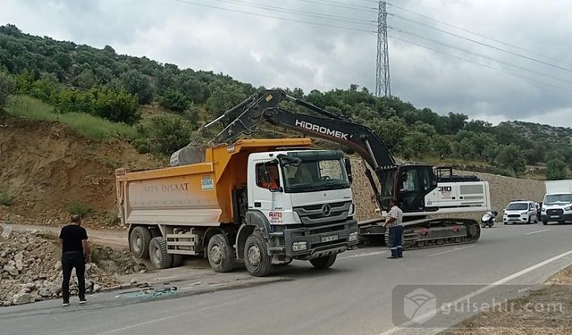 Edremit’te korkutan kaza: hafriyat kamyonu su kanalına daldı