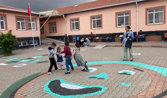 Derinkuyu'da çocuk oyunları şenliği düzenlendi