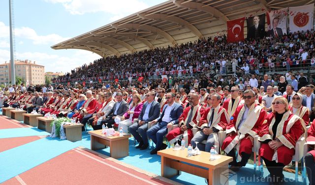 NEVÜ’de mezuniyet heyecanı yaşandı