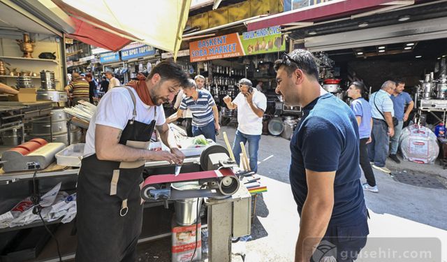 Kurban Bayramı öncesi çarşı ve pazarlarda hareketlilik var