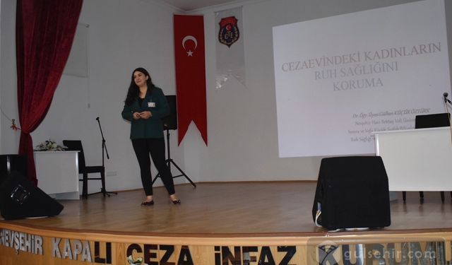 NEVÜ'den ‘Kadınların Ruh Sağlığının Korunması’ konulu konferans düzenledi