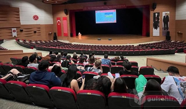 Kocaeli Marmara Koleji öğrencileri NEVÜ’yü ziyaret etti