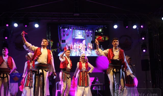 Ortahisar Belediyesi, Halk Dansları ve Müzik Festivali başladı