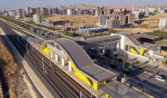 Ankara-İzmir arası artık 3.5 saate düşüyor