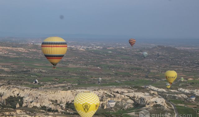 Kapadokya'da balonlar rüzgar nedeniyle uçamadı