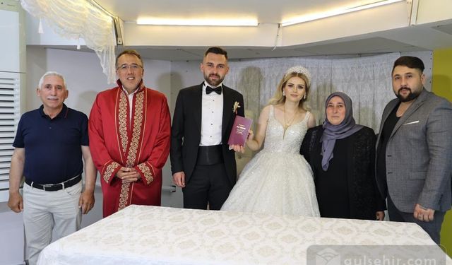 Mehmet Savran nikah törenlerine katıldı