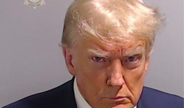 Trump’ın Sabıka Fotoğrafına 7.1 Milyon Dolar Bağış