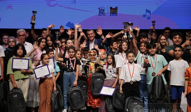 Zeytinburnu Bilgi Evleri Yaz Etkinlikleri: Ödül Töreniyle Renkli Bir Kapanış