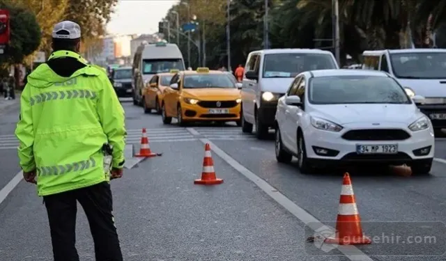 İstanbul Valiliği duyurdu: Trafiğe kapalı yollar açıklandı