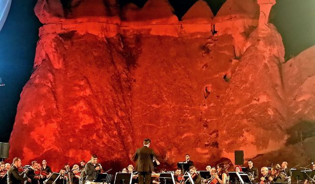 Kapadokya Balon ve Kültür Yolu Festivali Çukurova Devlet Senfoni Orkestrası konseri ile renklendi