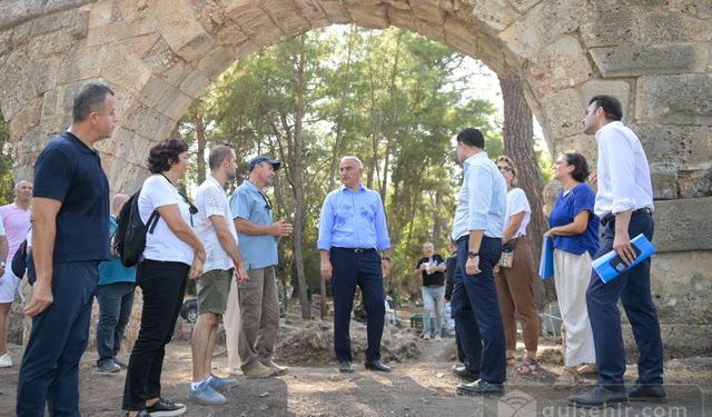 Kemer'de:''Tarihe Tanıklık Eden Cadde Gün Yüzüne Çıkartılacak''