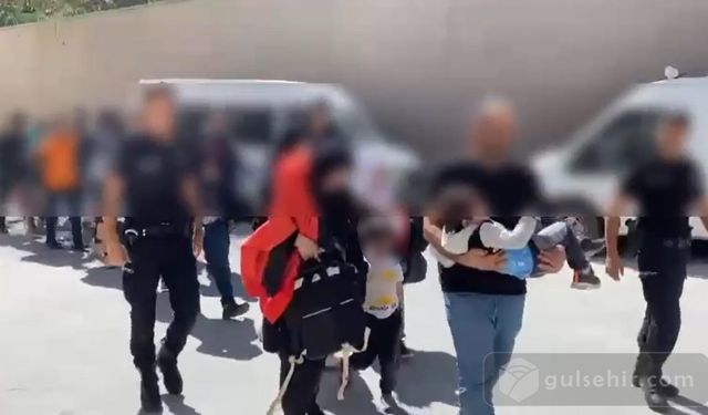 Kuşadası'nda:''44 Düzensiz Göçmen Polise Yakalandı''