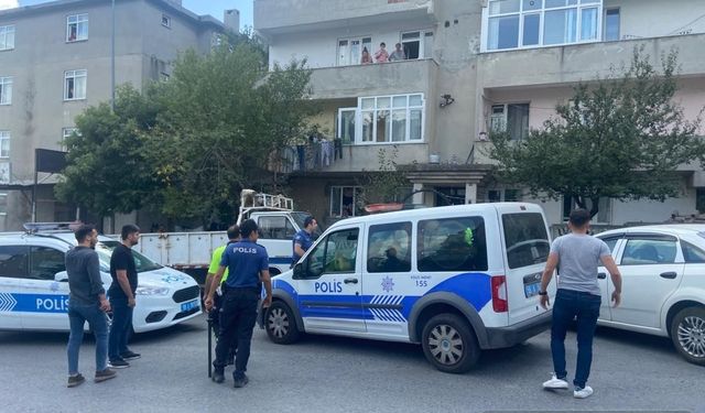 Aile Kavgasında 1 Polis Memuru Yaralandı