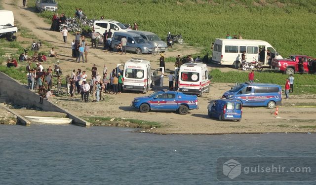 ''Hatay'da Baraj Gölüne Giren Yabancı Uyruklu 2 Çocuk, Suda Kayboldu''