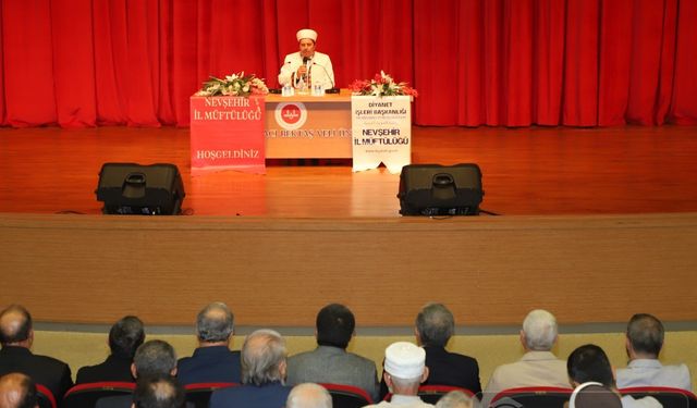 ''Diyanet İşleri Başkan Yardımcısı Burhan İşliyen Nevşehir Hacı Bektaş Veli Üniversitesi'nde (NEVÜ)  Konferans Verdi''