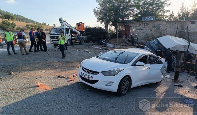 ''6 Kişi Öldü Kamyon Şoförü Tutuklandı''