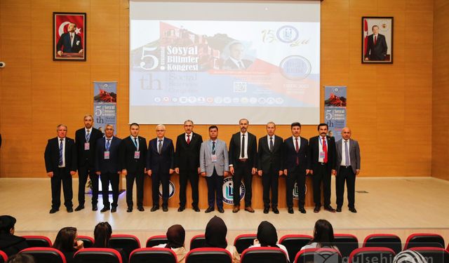 Bayburt'ta 5. Uluslararası Sosyal Bilimler Kongresi Başladı