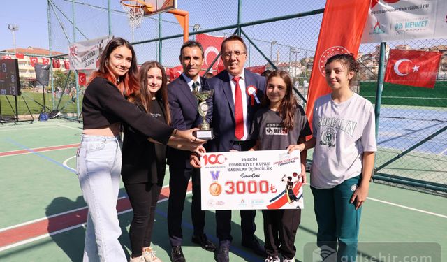 Nevşehir'de Cumhuriyeti’nin 100. Yılı '3x3 Sokak Basketbolu Turnuvası' Sona Erdi