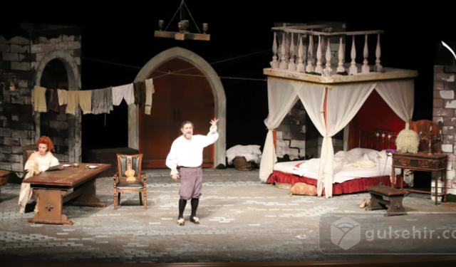 Nevşehir NEVÜ'de Her Ay Düzenli Tiyatro Gösterimleri Başlıyor.
