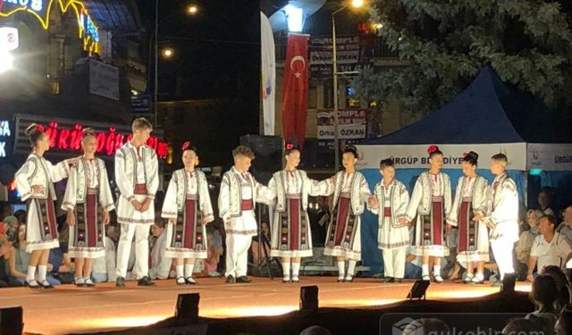 Ürgüp Haber Uluslararası Dünya Dans Gösterileri Festivali Başladı