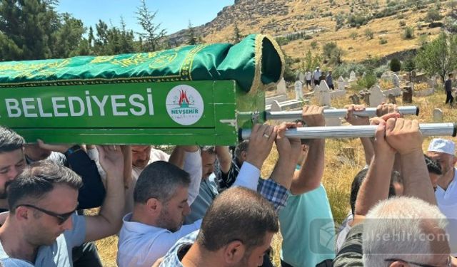 Nevşehir'de Emekli İmam Ahmet Aydemir Dualarla Son Yolculuğuna Uğurlandı