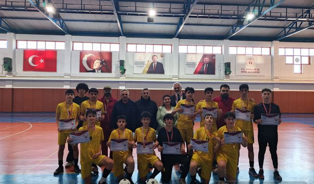 Gülşehir Okul Sporları Futbol Yıldızlar Kız