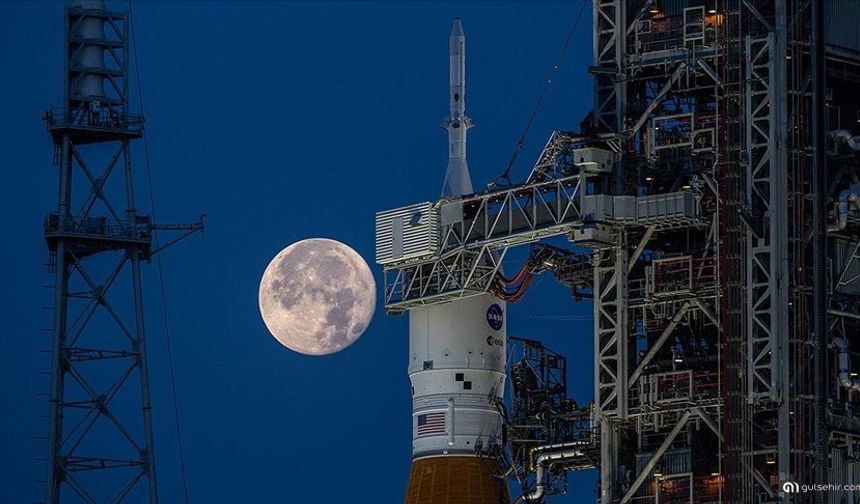 NASA, Ay'a insanlı seferler düzenlemeyi amaçlayan göreve doğru hızla ilerliyor