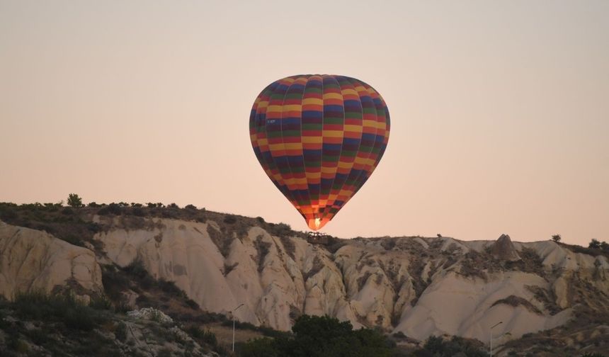 Sıcak hava balonu yolcu sayısı her geçen gün artıyor
