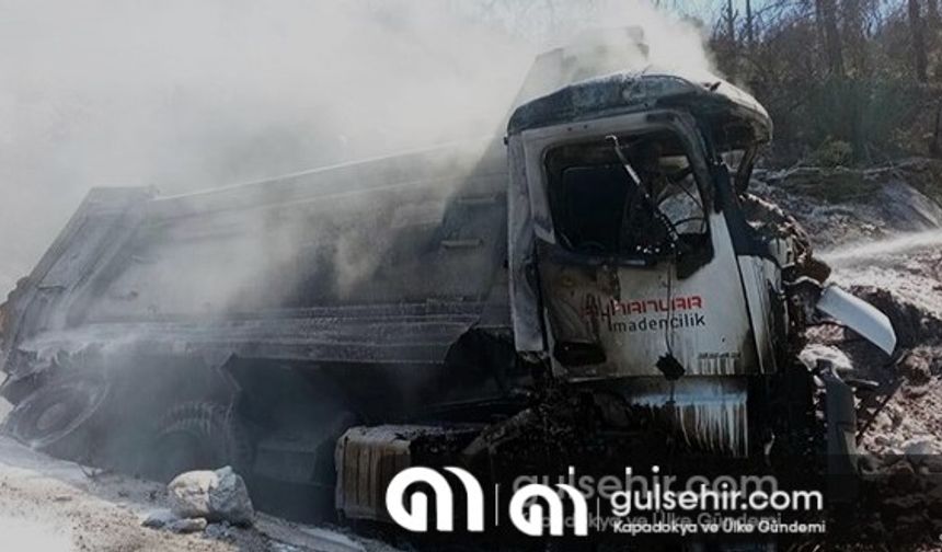Burdur'da şarampole devrilen kamyonun sürücüsü öldü