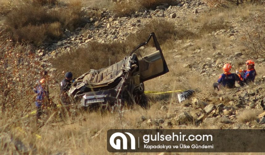 Afyonkarahisar'da bir araç uçuruma yuvarlandı