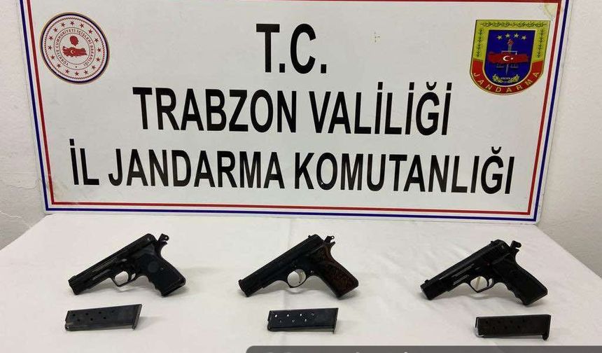Trabzon'da 4 silah kaçakçısı gözaltına alındı