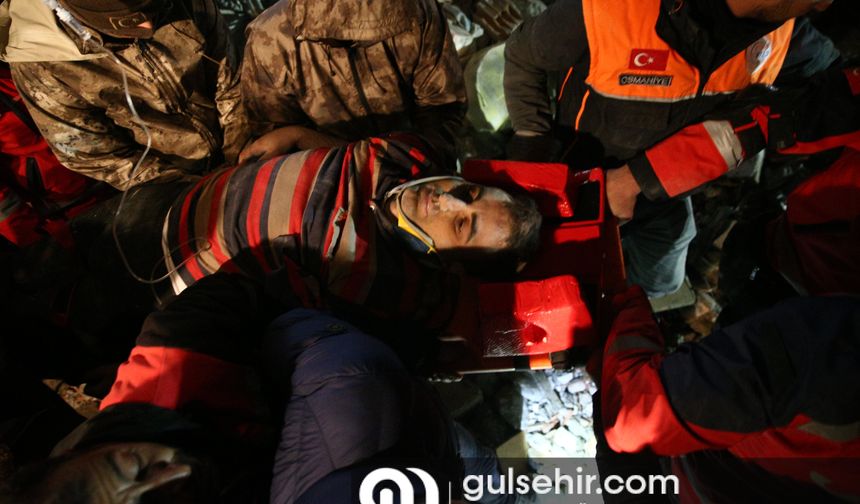 Osmaniye'de 26 saat sonra bir kişi kurtarıldı