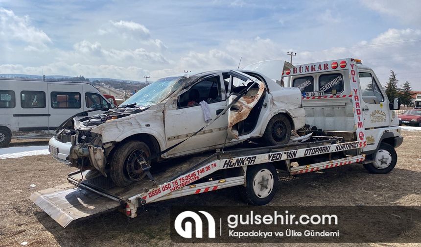 Nevşehir'de depremzedelerin bulunduğu otomobil devrildi